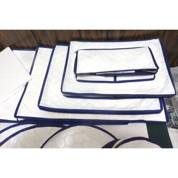 Lillian Vernon17pcWhite Quilted Cases For Dinnerware China Zipper Storage Bags - Picture 3 of 4